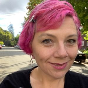 Meet your Posher, Adriane